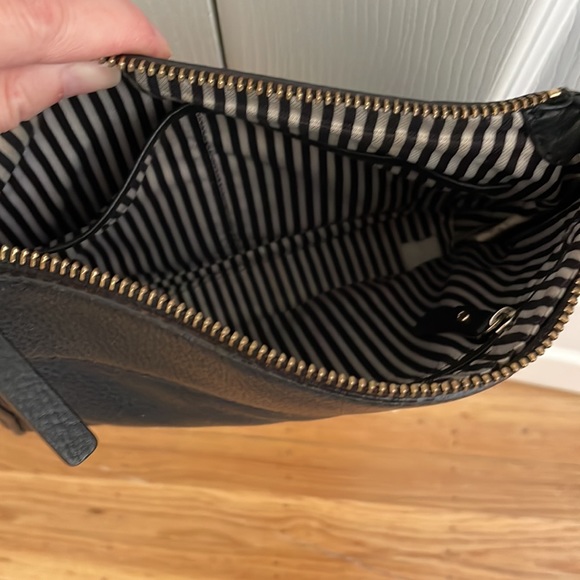 Black Kate spade purse - Picture 4 of 4